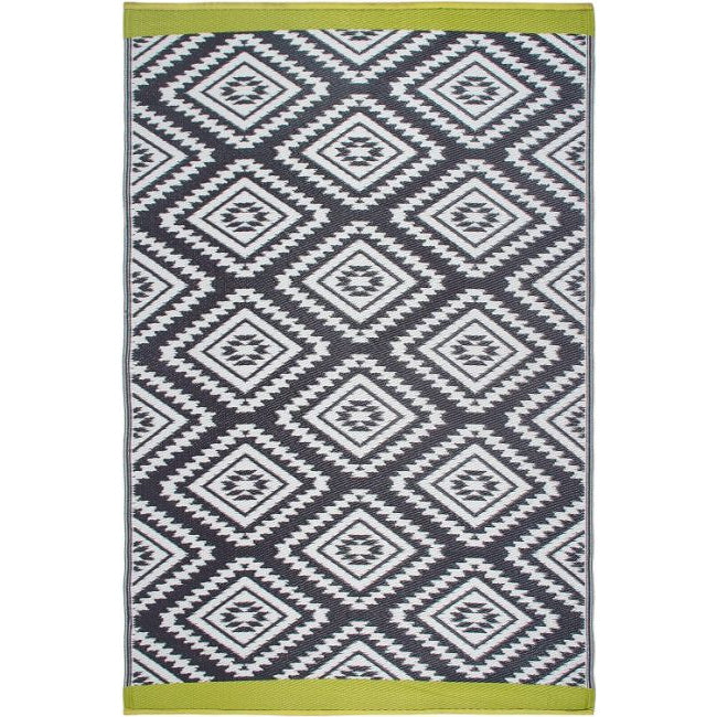 Valencia Grey and White Diamond Pattern Recycled Plastic Outdoor Rug